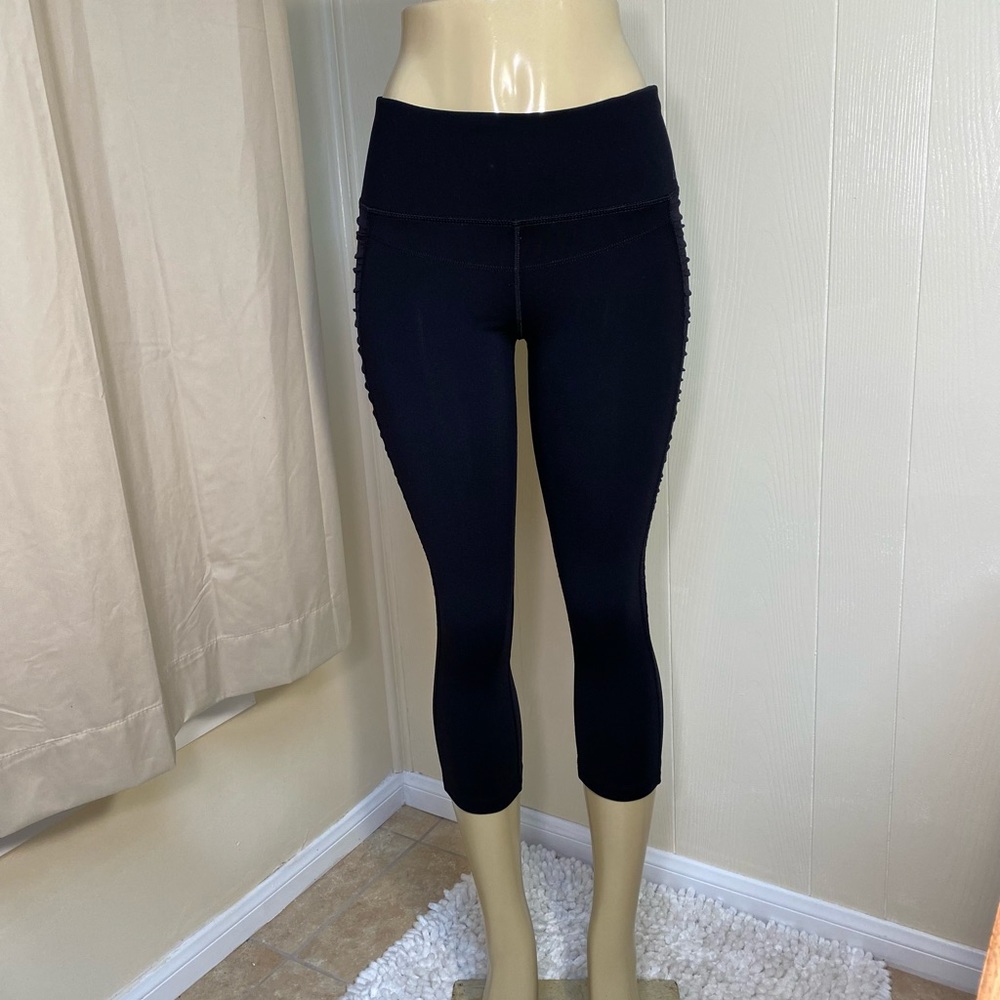 Lorna Jane Black Athletic leggings Size Small